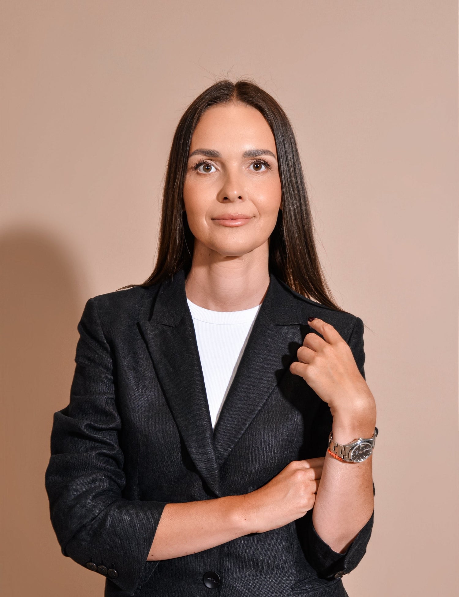 Greethel, founder of Face by Greethel, performing her signature face lifting massage, showcasing the expertise and transformative results of her anti-aging technique.