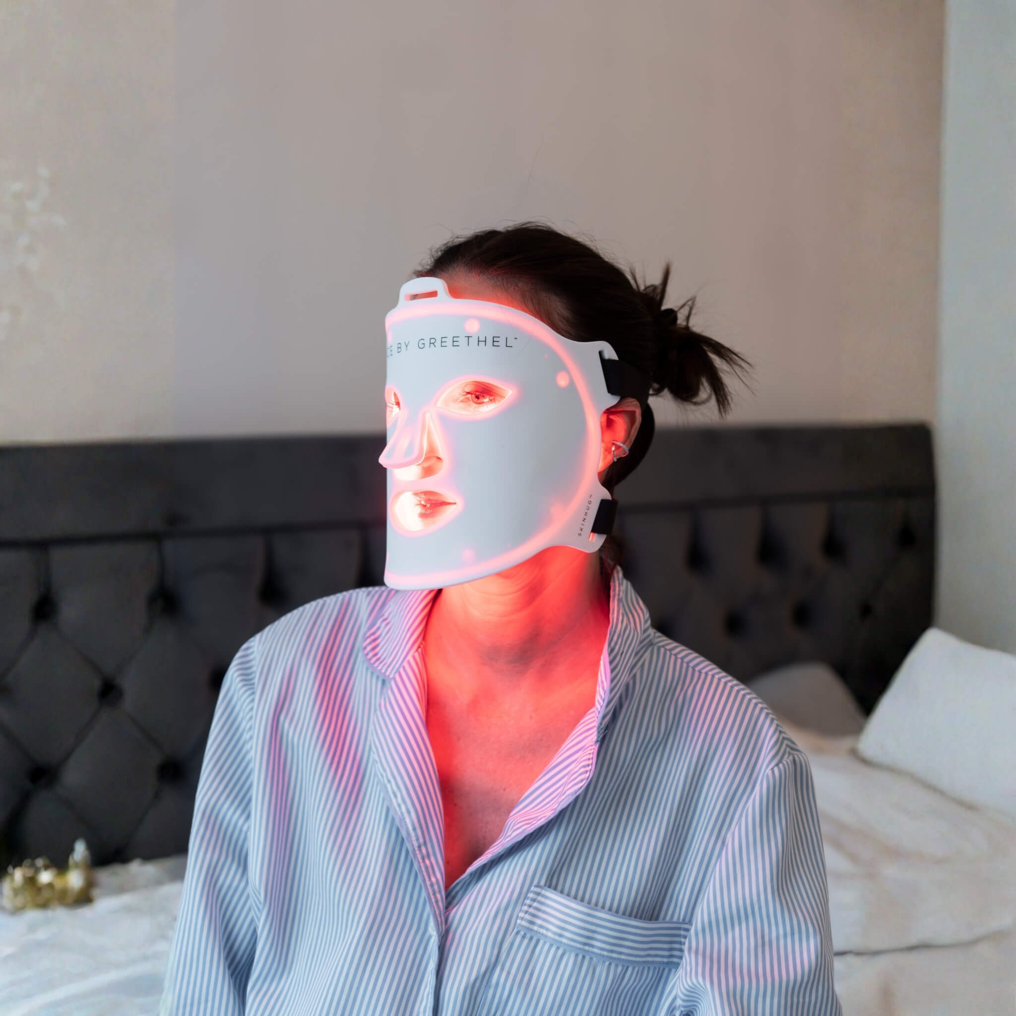 SkinHug™ LED Light Therapy Face Mask – Face by Greethel™