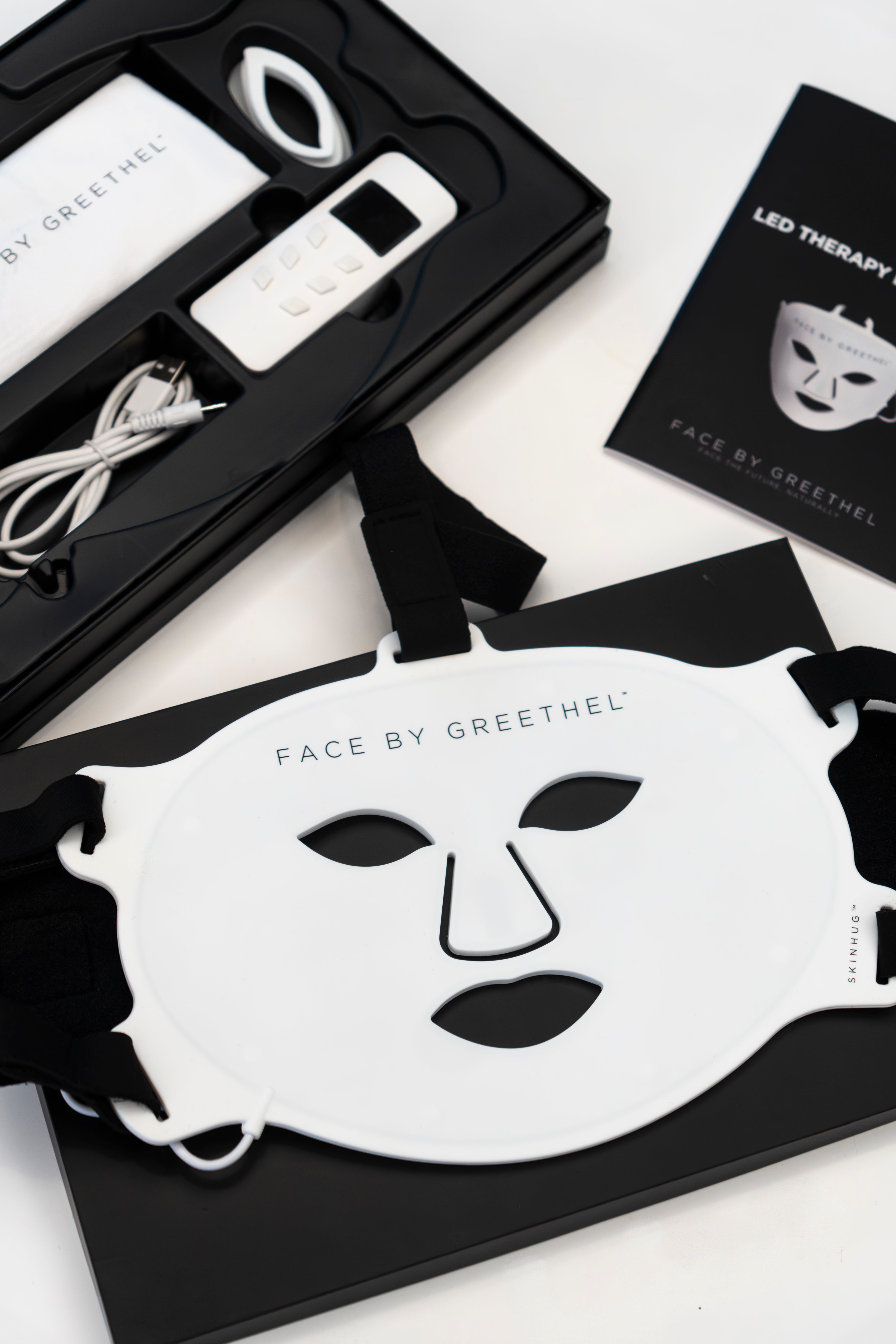 SkinHug™ LED Light Therapy Face Mask – Face by Greethel™